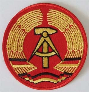 DDR Deutsche Demokratische Republik runder Aufnäher / Patch 6 cm