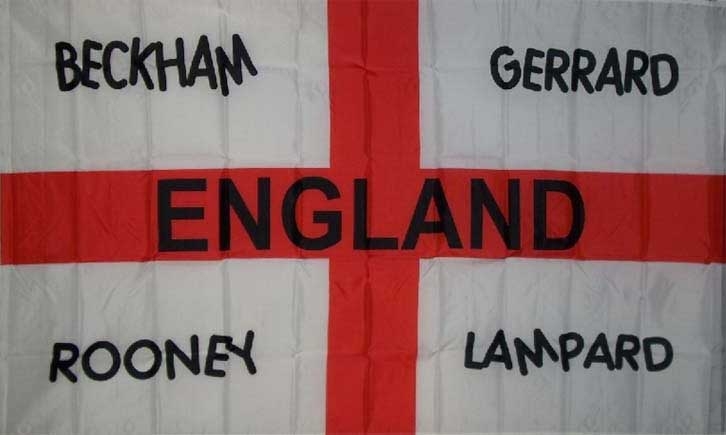 England St. Georg Kreuz; Schriftzug England im waagerechten Balken;Schrift Beckham Rooney Gerrard Lampard in den weissen Feldern / Flagge 90x150 cm Abverkauf